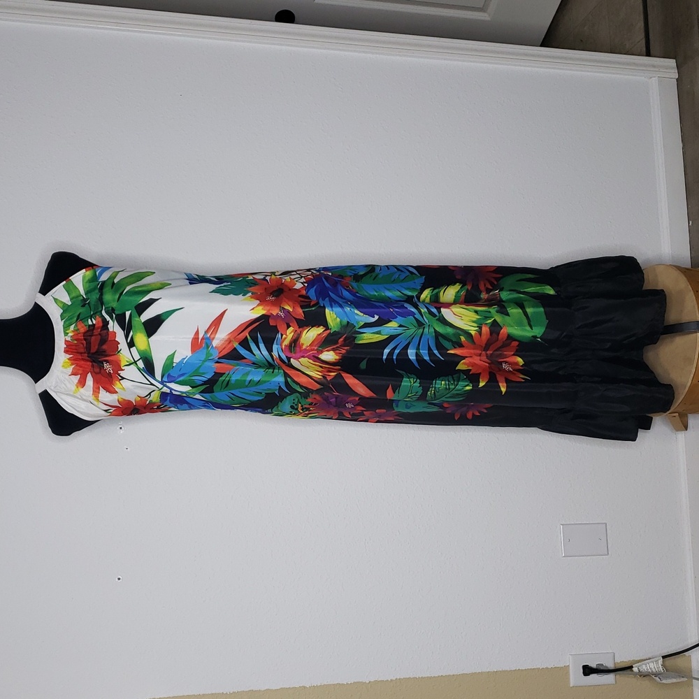 Signature Collection Bianca Floral Halter Maxi Dress Size XL Bohemian Beachy